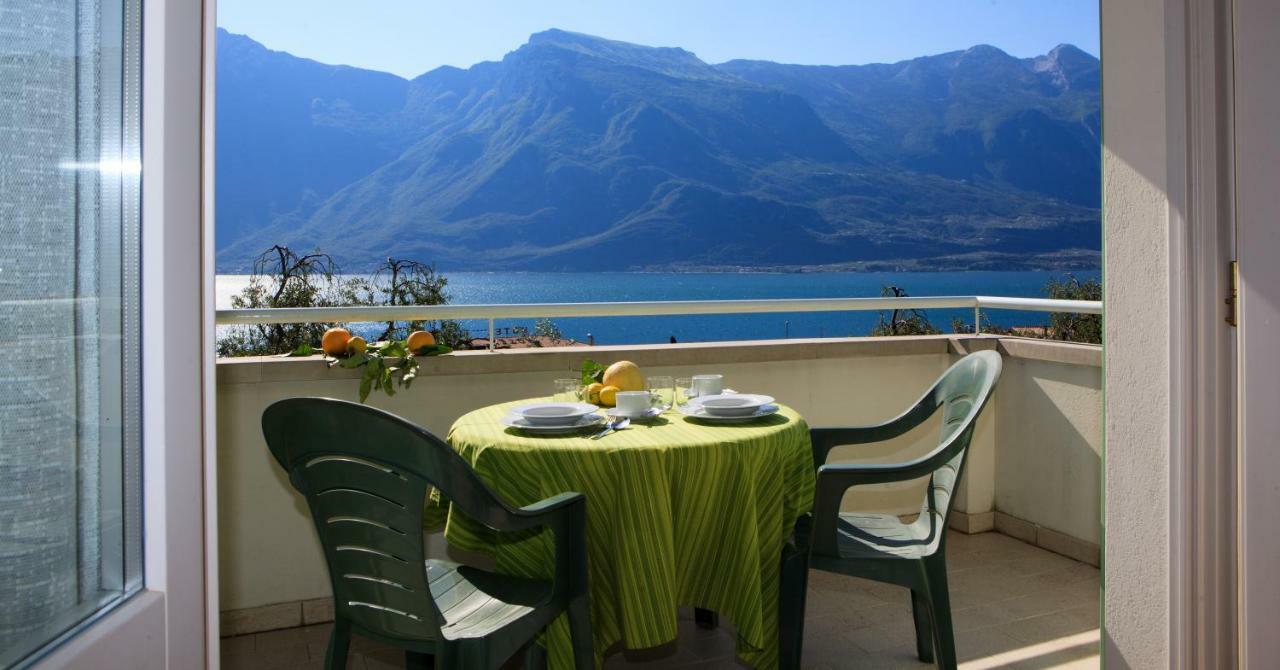 Residence Villa Aranci Limone sul Garda Exterior photo